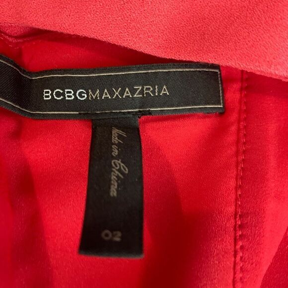 BCBG Maxazria Lipstic Red Cold Shoulder Size 2/XS Like New - Picture 9 of 11